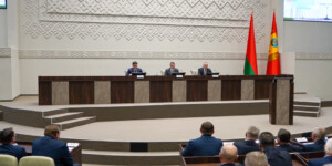 На сессии облсовета заслушали отчет о социально-экономическом развитии региона за 2025 год. Фото