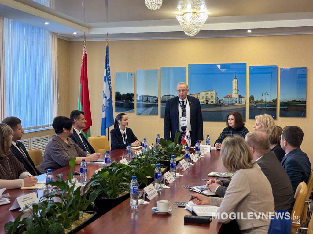 Развитие туризма и поддержку отечественного производителя обсудили в Могилеве