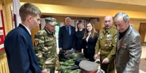 Музыкальные номера и диалог с молодежью: ветераны войны в Афганистане встретились с учащимися Могилевского торгового колледжа