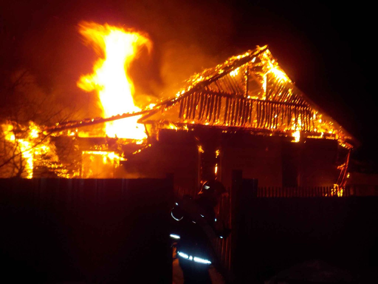 В Бобруйске при пожаре погибла 79-летняя женщина