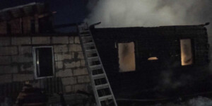 Ночной пожар под Осиповичами унес жизни двух человек: дом сгорел полностью