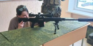 Бойцы «Грома» встретились со студентами в Бобруйске — о чем говорили?