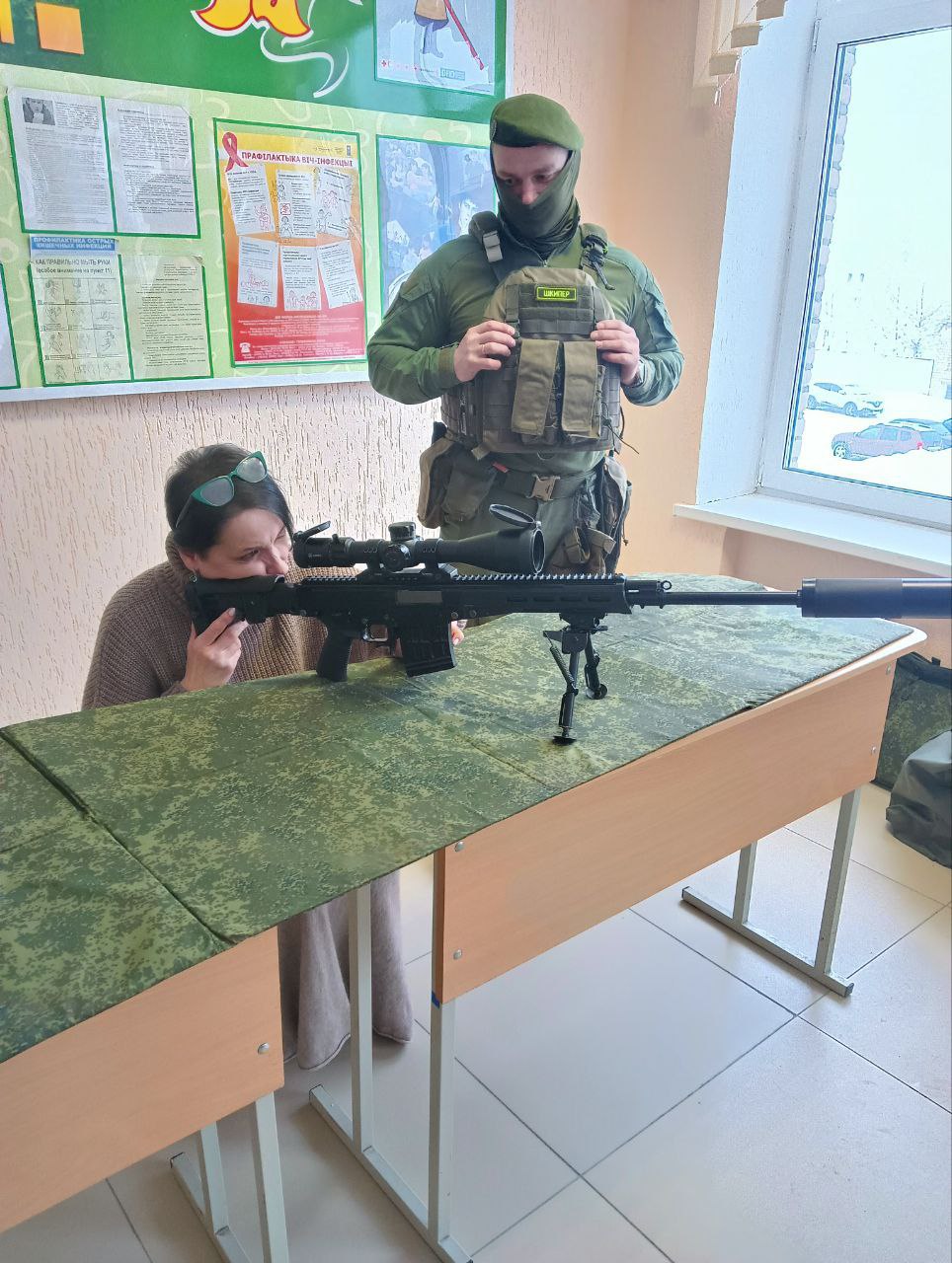 Бойцы «Грома» встретились со студентами в Бобруйске — о чем говорили?