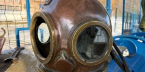 Водолазы инженерных войск отрабатывают мастерство на зимних сборах в Могилеве. Фото