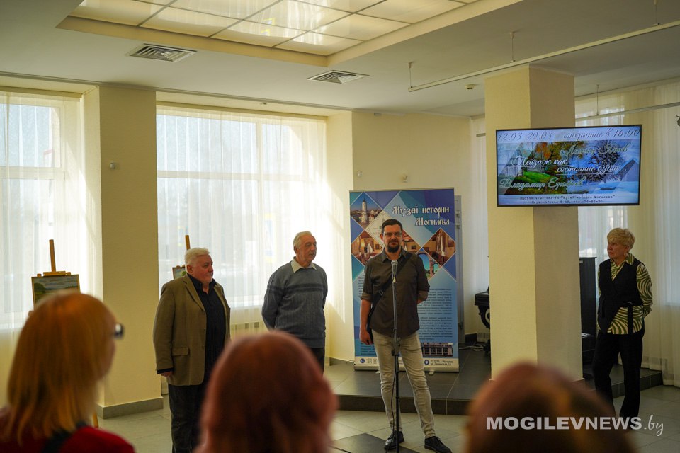 «Пейзаж как состояние души»: в Музее истории Могилева открылась выставка двух живописцев. Фото