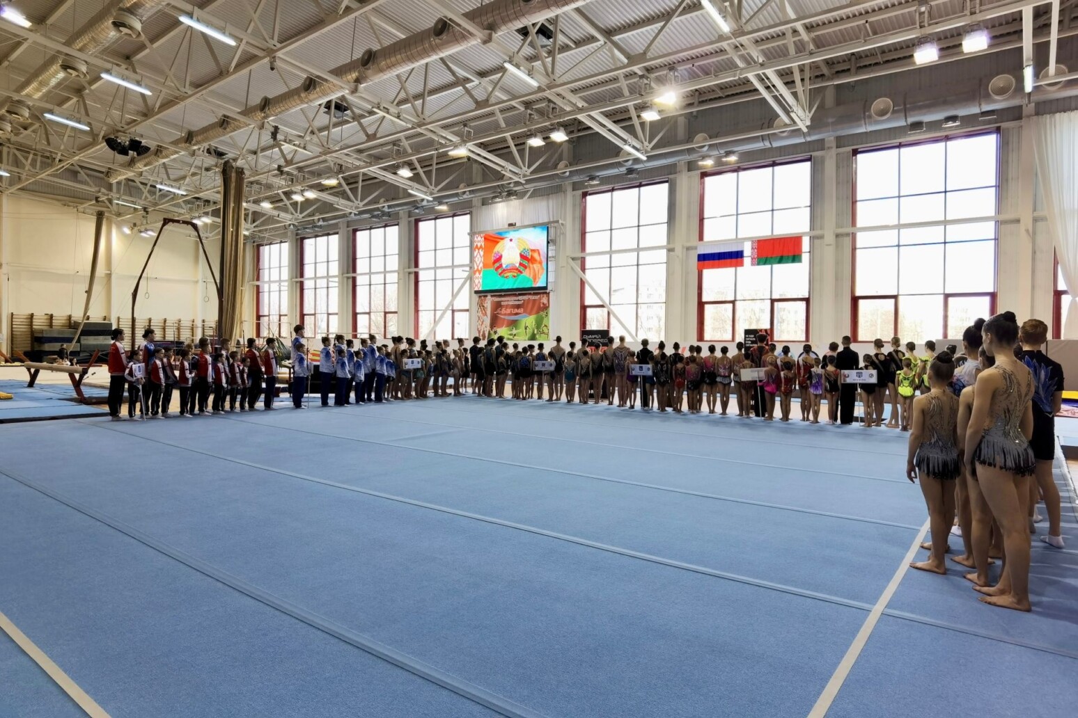 МТС выступил генеральным партнером республиканского турнира по спортивной акробатике в Могилеве