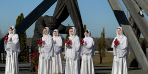 Митинг-реквием в память о жертвах сожженных деревень прошел в Борках. Фото