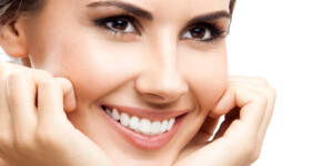 Как сохранить улыбку красивой: советы стоматолога