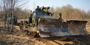 В Пашково прошли масштабные тактические занятия инженерных подразделений. Фото