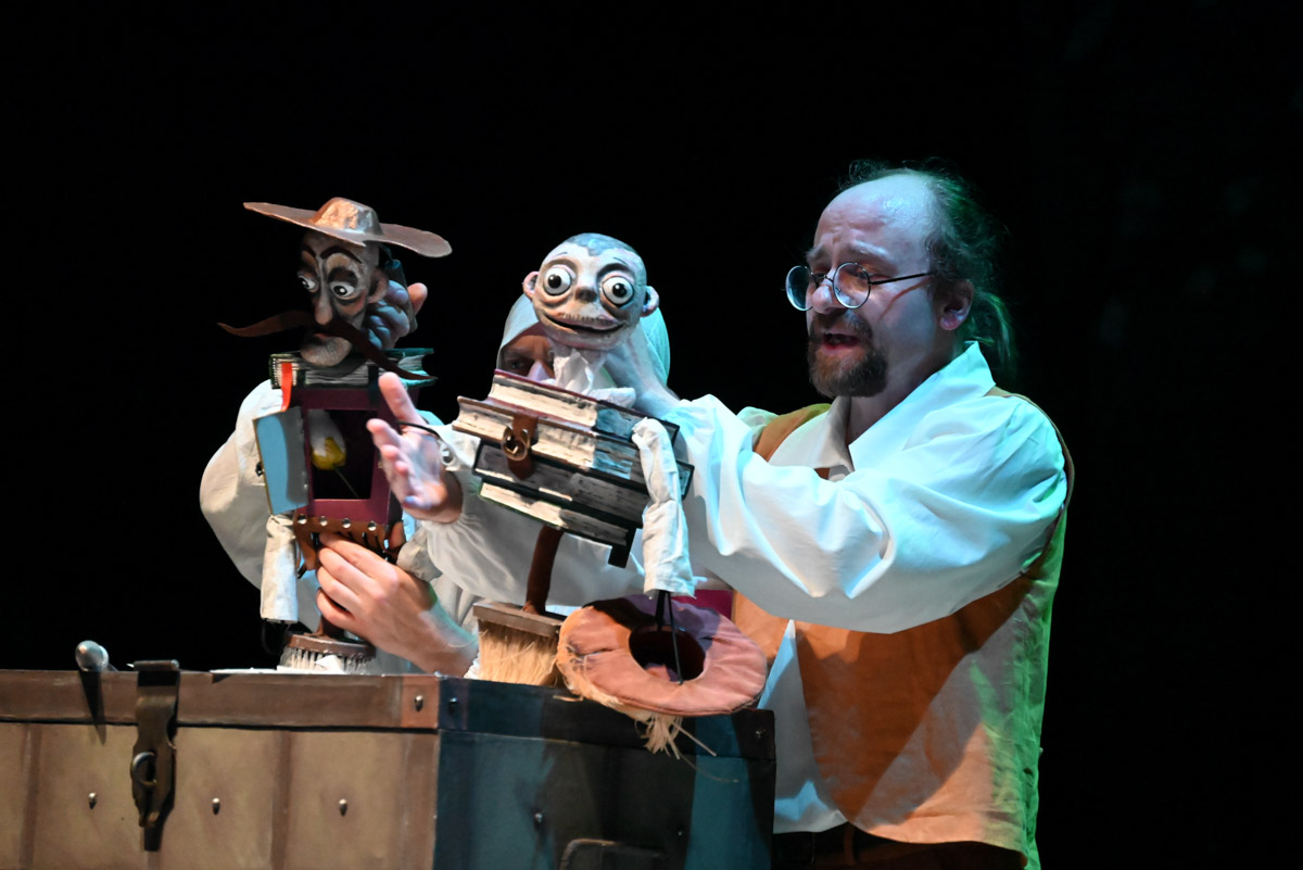 «Дон Кихот» на форуме «М.@rt.контакт» в Могилеве