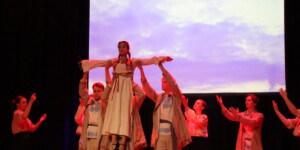 Жывое слова на алімпіядзе: Алесь Казека сустрэўся з юнымі філолагамі ў электратэхнічным каледжы