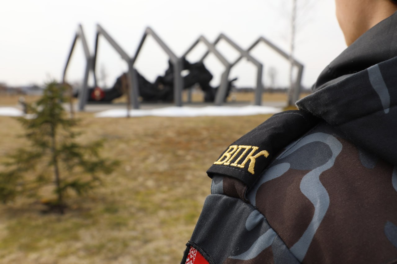 Юные патриоты почтили память жертв трагедии в деревне Борки