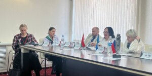 Спектакли седьмого дня «М.@rt.контакта» обсудили за круглым столом