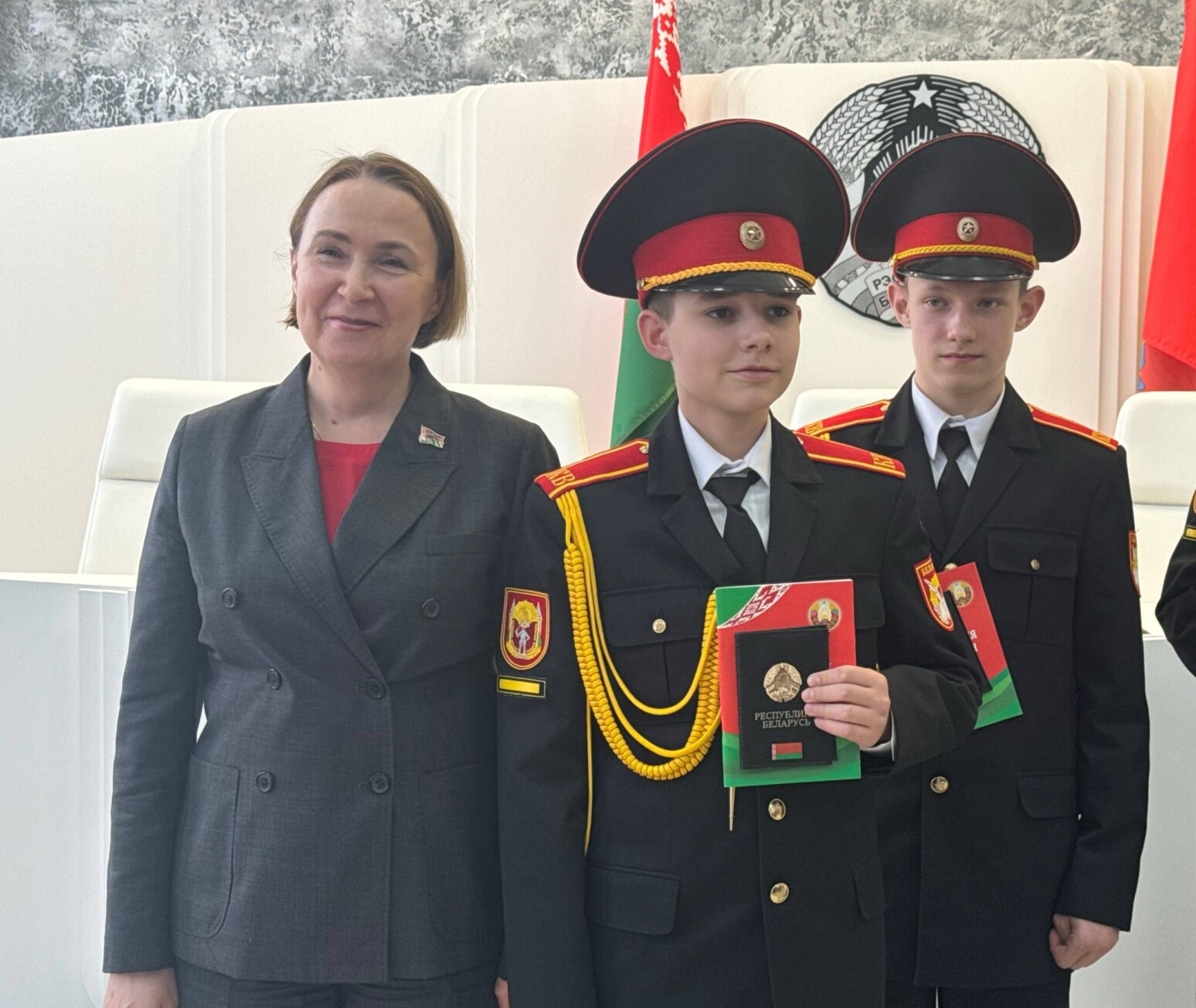 Юные граждане Беларуси: могилевские кадеты получили свои первые паспорта