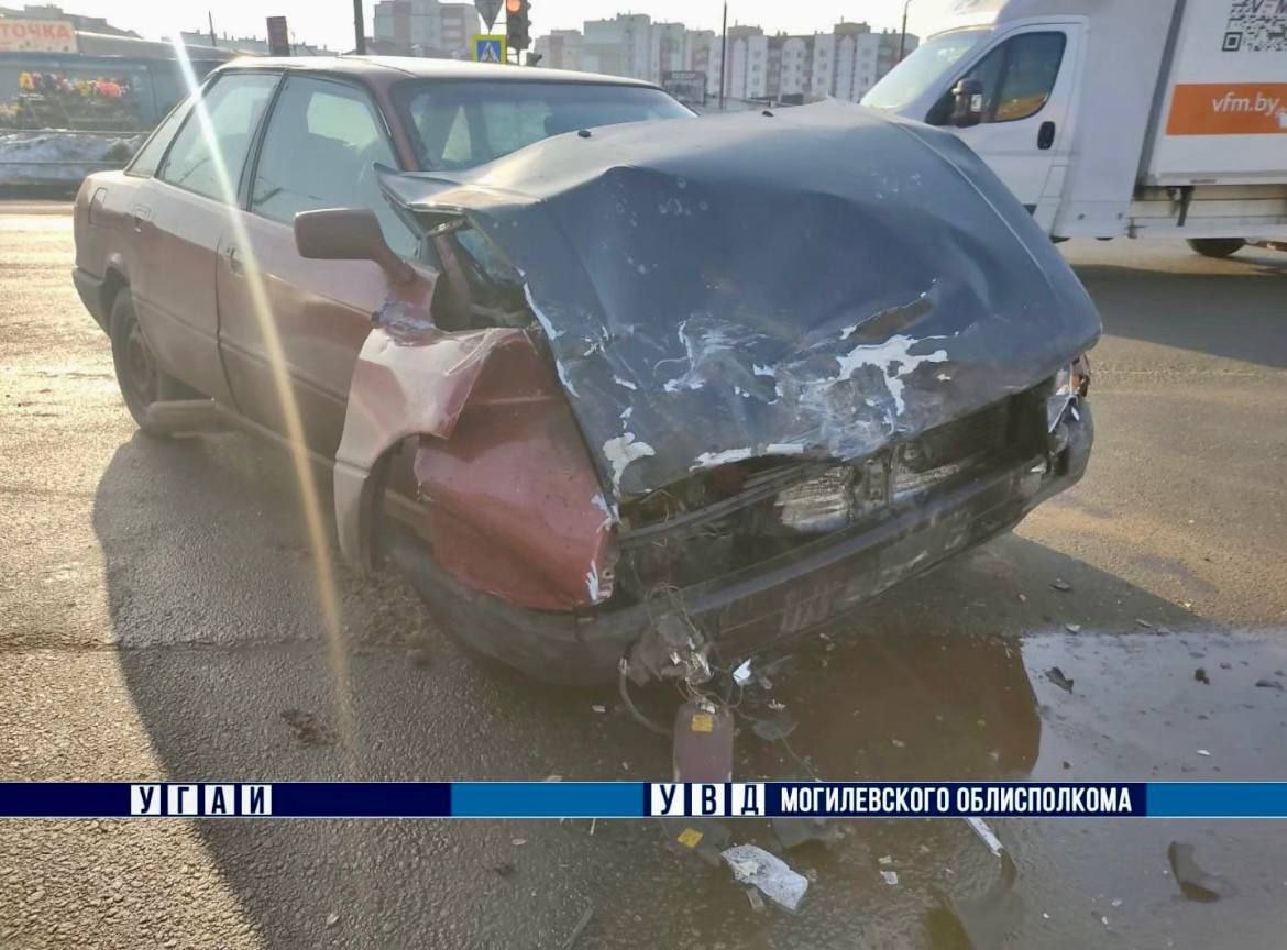 Двухлетняя девочка пострадала при ДТП в Бобруйске