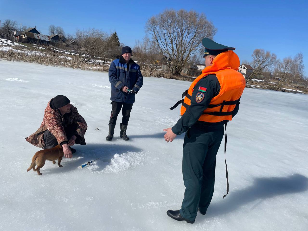 Весенний лед опаснее, чем кажется — предупреждение спасателей