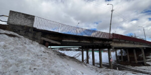 В Бобруйске ограничили движение из-за угрозы обрушения путепровода на Карла Маркса