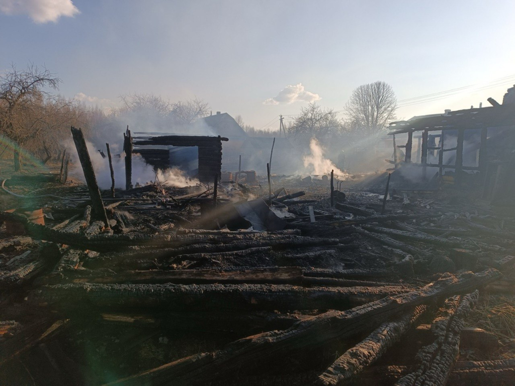 Более 50 пожаров за выходные: в области есть пострадавшие