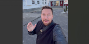 Как официально прописать питомца в квартире?