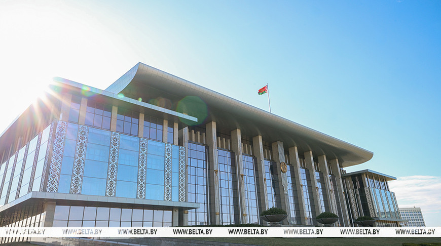 Лукашенко подписал указ об упрощении помощи сельхозорганизациям