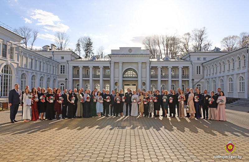 Профессиональный праздник отметили судебные эксперты во дворце Булгаков. Фото