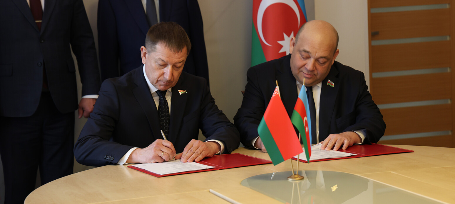 МАЗ поставит Азербайджану 100 машинокомплектов МАЗ-6312С5 для экологических и коммунальных нужд