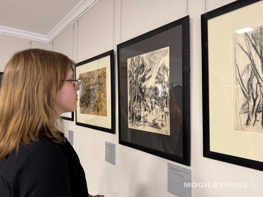 В Могилеве открылась выставка графики бунтарей русского авангарда из музея-заповедника «Абрамцево». Фото