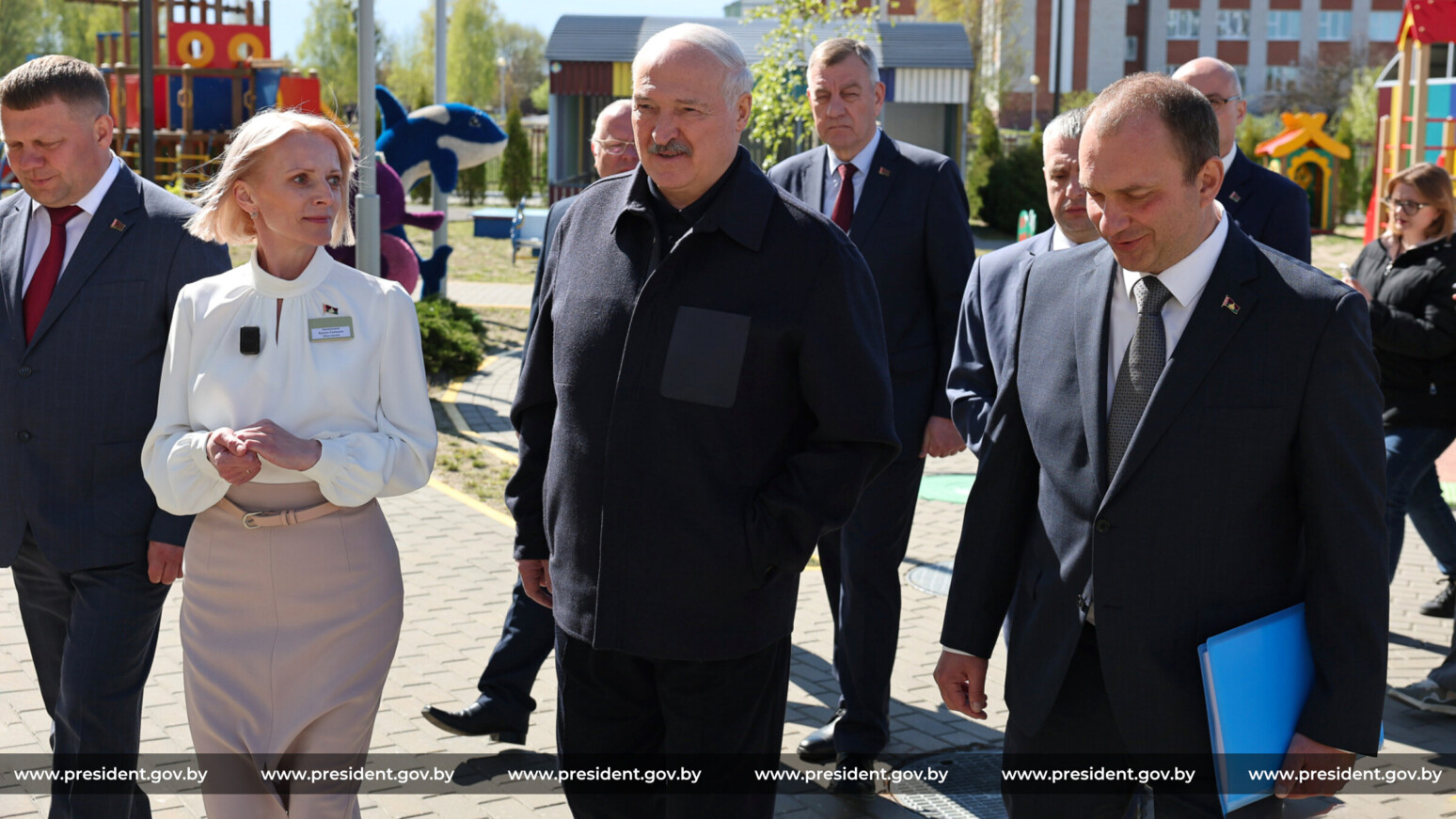 «Лучшие стандарты»: Лукашенко оценил социальную инфраструктуру Петрикова