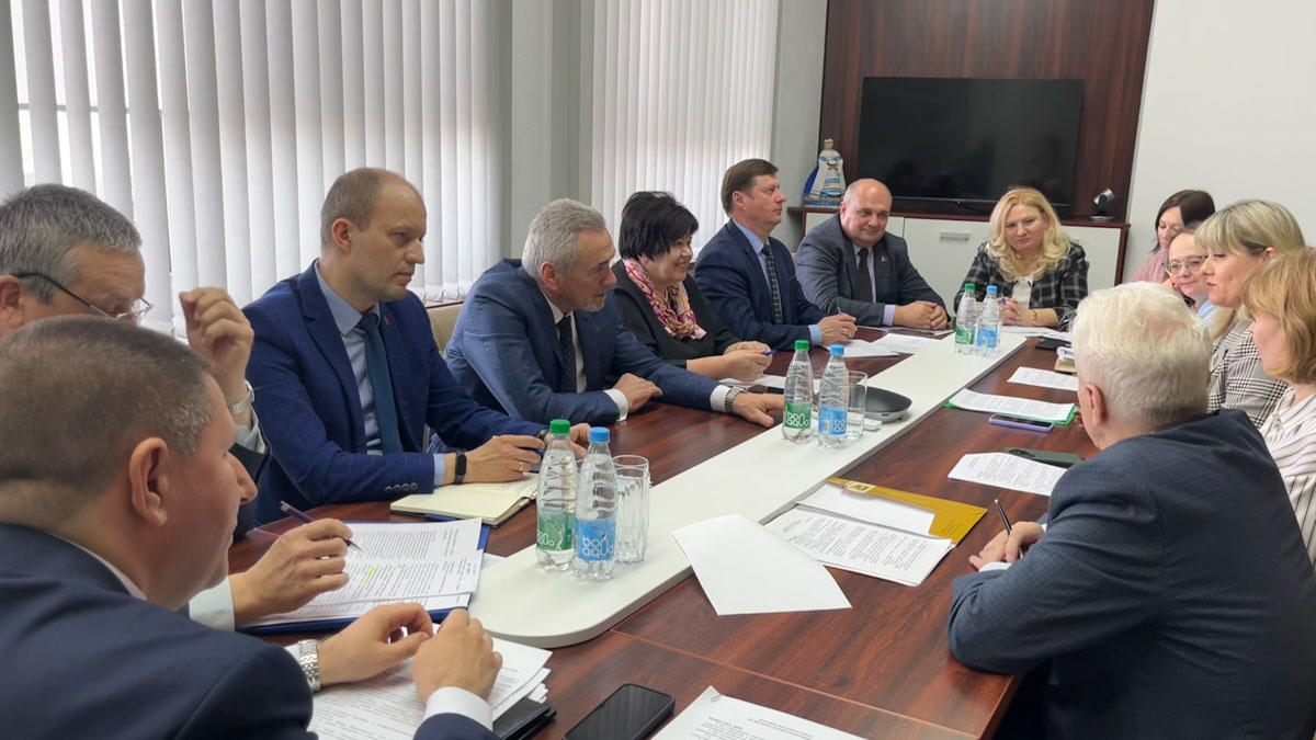 В Могилеве обсудили, как совмещать работу и воспитание детей