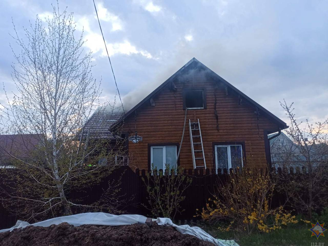 Проверяли, как горит бензин: двое подростков едва не сожгли дом в Осиповичах