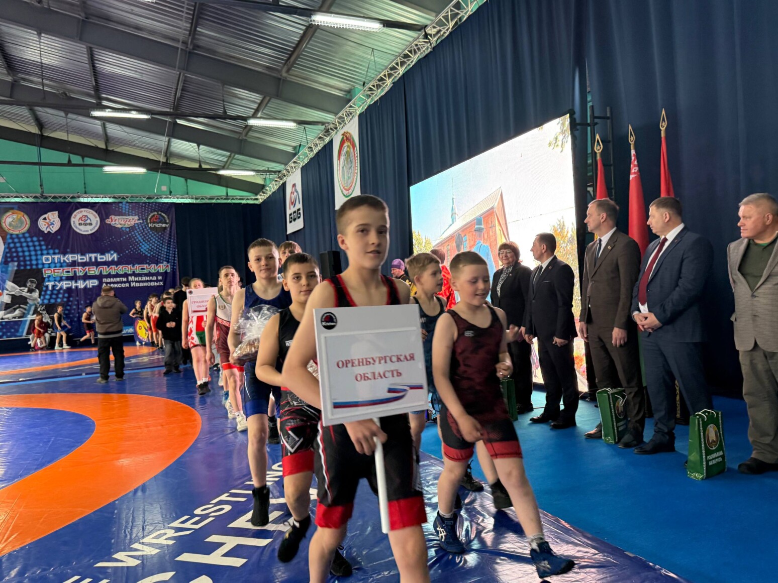 В Кричеве стартовал XI Открытый республиканский турнир по вольной борьбе памяти братьев Ивановых. Фото