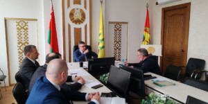 Министр юстиции провел прием граждан в Горках: что обсуждали