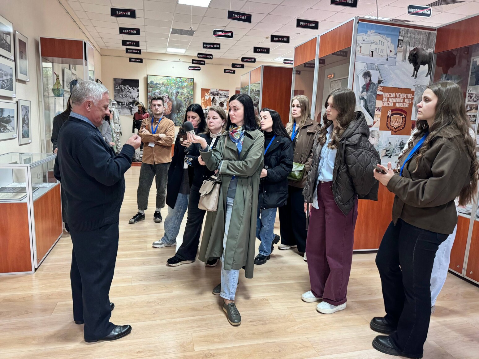 Более 40 представителей средств массовой информации и блогосферы провели один день в Хойниках