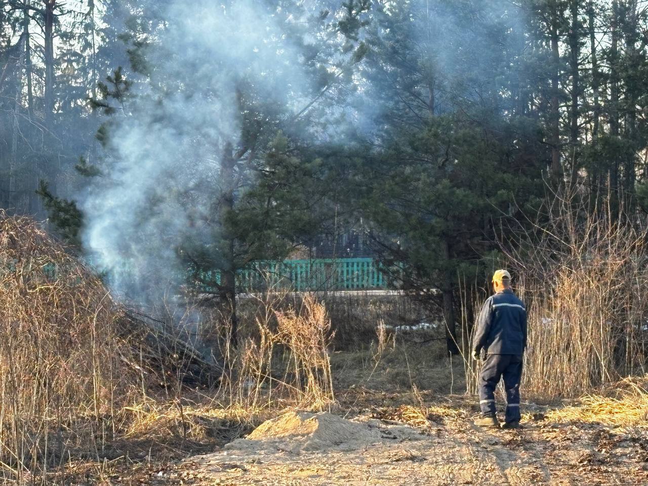 Жителей предупреждают: огонь может выйти из-под контроля за минуты