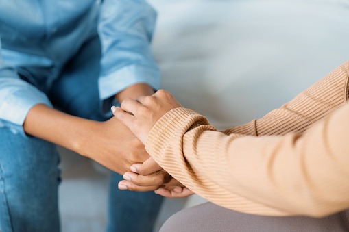 Благо твори: работники Могилевэнерго направили призовые сертификаты на помощь паллиативному отделению