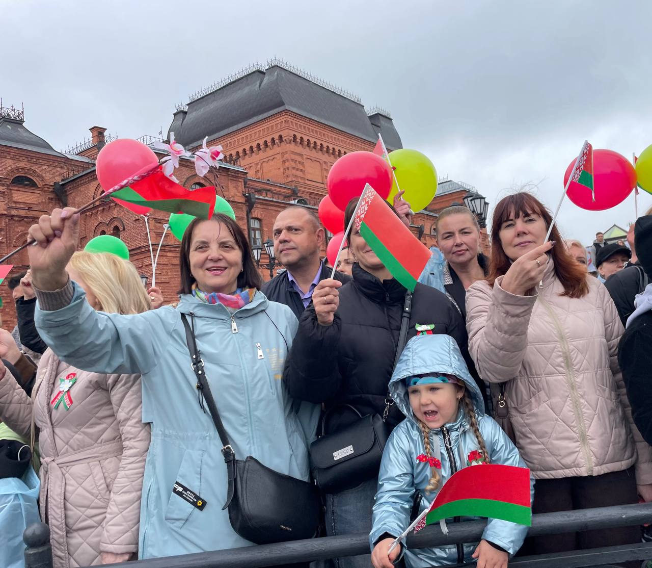 Могилевщина отметила День Победы торжественным шествием