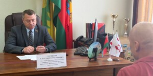 Александр Горошкин провел выездной прием граждан в Краснопольском районе. Фото