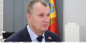 Мехотряды и укрупненные звенья. Исаченко рассказал о заготовке кормов в Могилевской области 