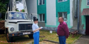 Профсоюзы проверили стройки, фермы и лагеря в двух районах