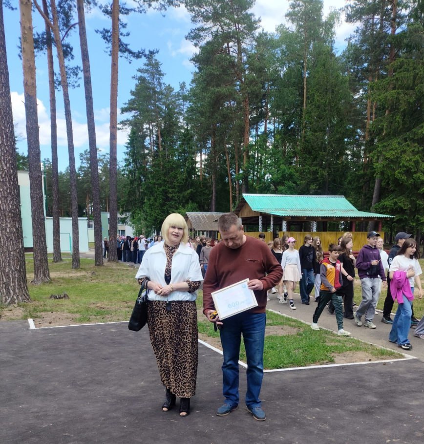 Профсоюз образования передал средства на укрепление материально-технической базы детских лагерей Осиповичского и Бобруйского районов