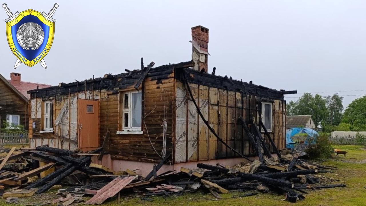 На пожаре под Шкловом погибли супруги, их внук в реанимации