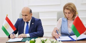 Белорусская партия «Белая Русь» подписала соглашение о сотрудничестве с НДП Таджикистана на форуме в Душанбе