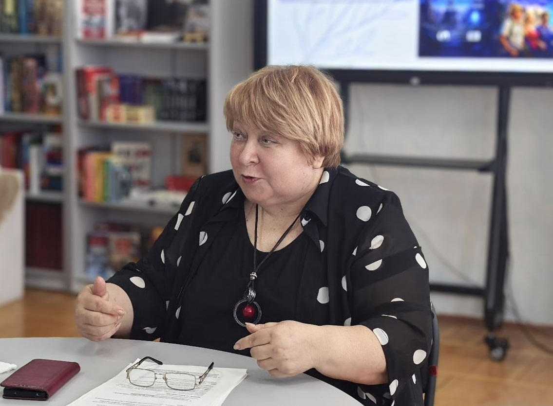 О чем мечтает женщина: творческая встреча в библиотеке с могилевской поэтессой Мариной Сливко