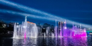Рассказываем, как прошло  открытие светомузыкального фонтана в Могилеве. Фото