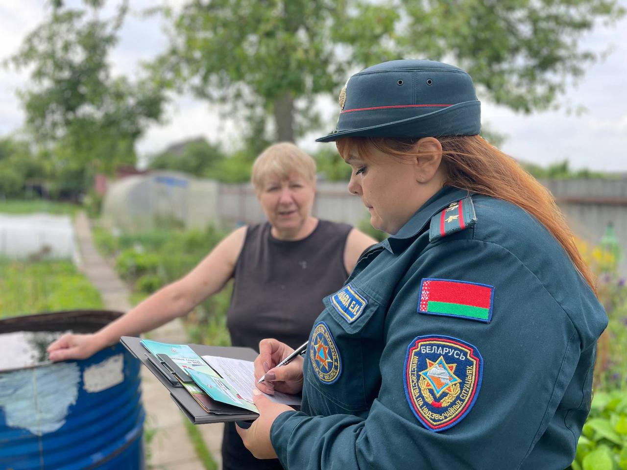 По маршруту автолавки: спасатели Могилевского района провели профилактический рейд в Пашковском сельском Совете