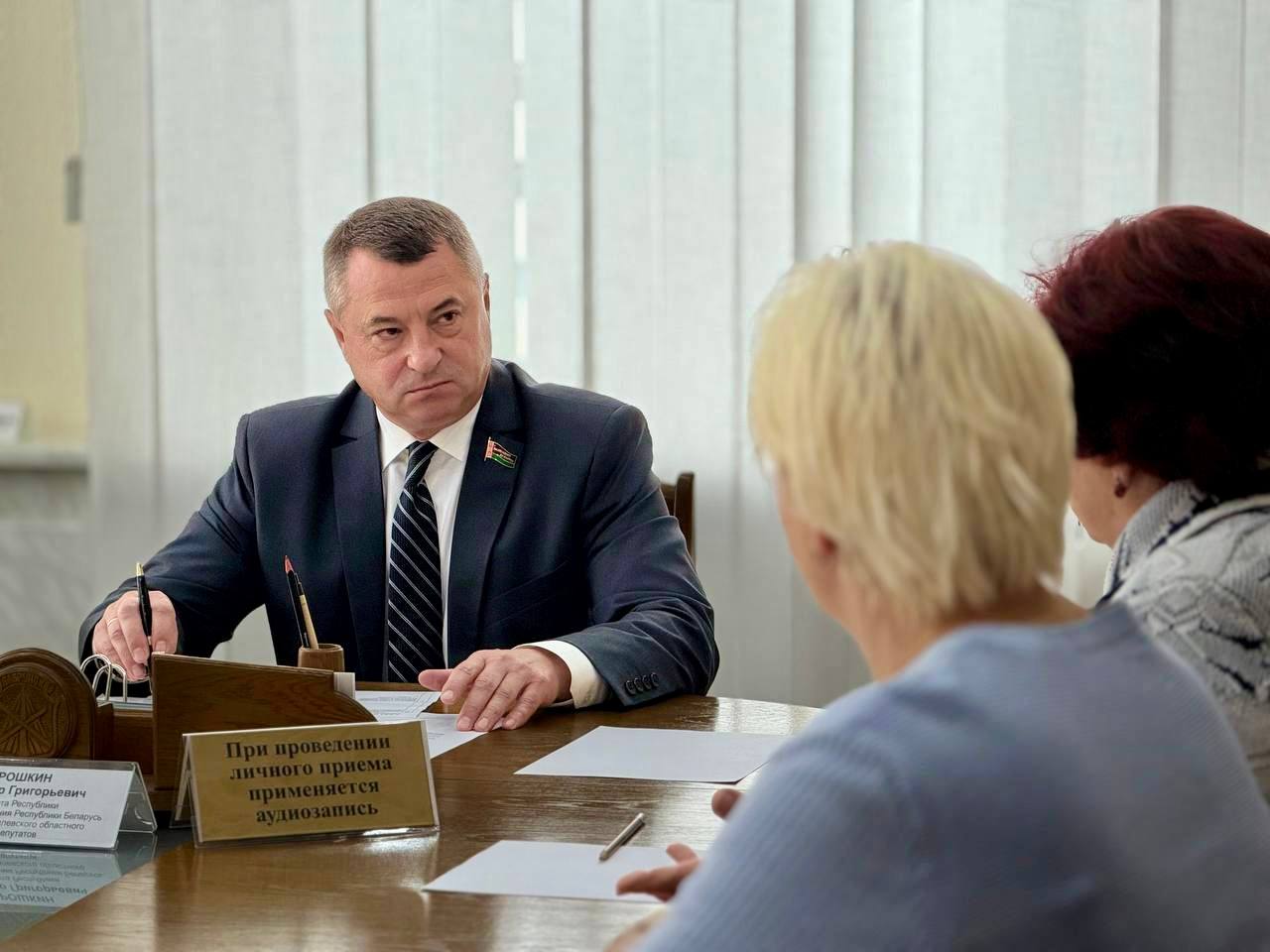 Вопросы имущественных отношений, размещение нового гражданского кладбища: Александр Горошкин провел личный прием граждан