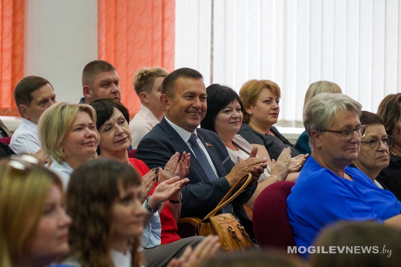 Лучших работников торговли чествовали в Могилеве. Фото