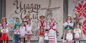 Драники на колодке, ароматные караваи и атмосфера единства. В Горках стартовал финал республиканского семейного сельскохозяйственного конкурса «Властелин села». Фото