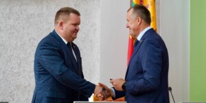 Анатолий Исаченко представил нового руководителя Бобруйского райисполкома. Фото