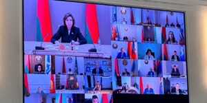 Наталья Кочанова провела селекторное совещание по вопросам уборочной кампании